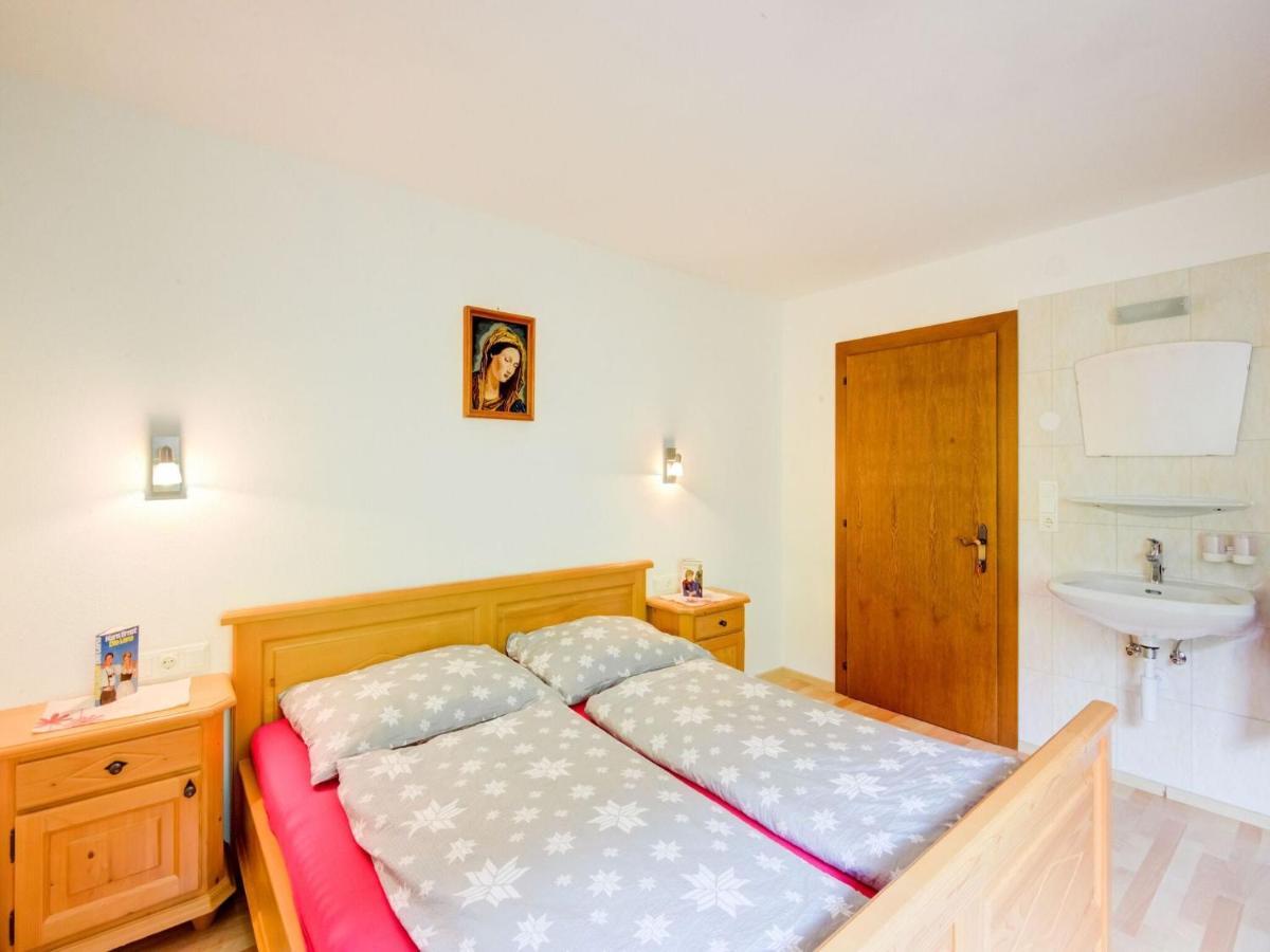 Scenic Apartment In Tirol With Garden 칼텐바흐 외부 사진